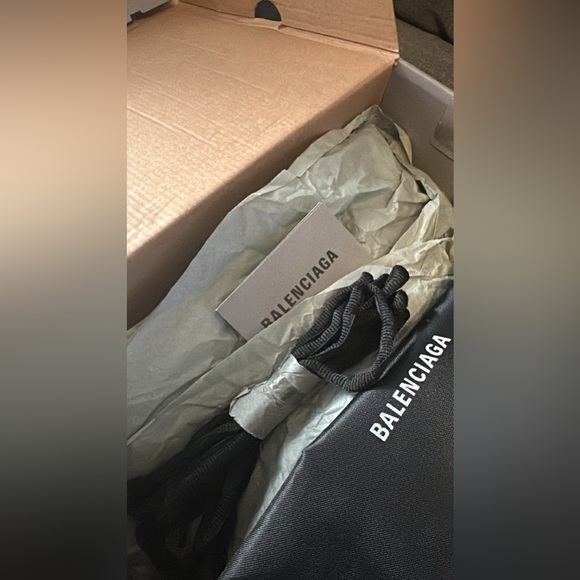 Balenciga runner - Picture 4 of 11